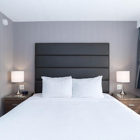 Sandman Hotel Edmonton West Екстер'єр фото