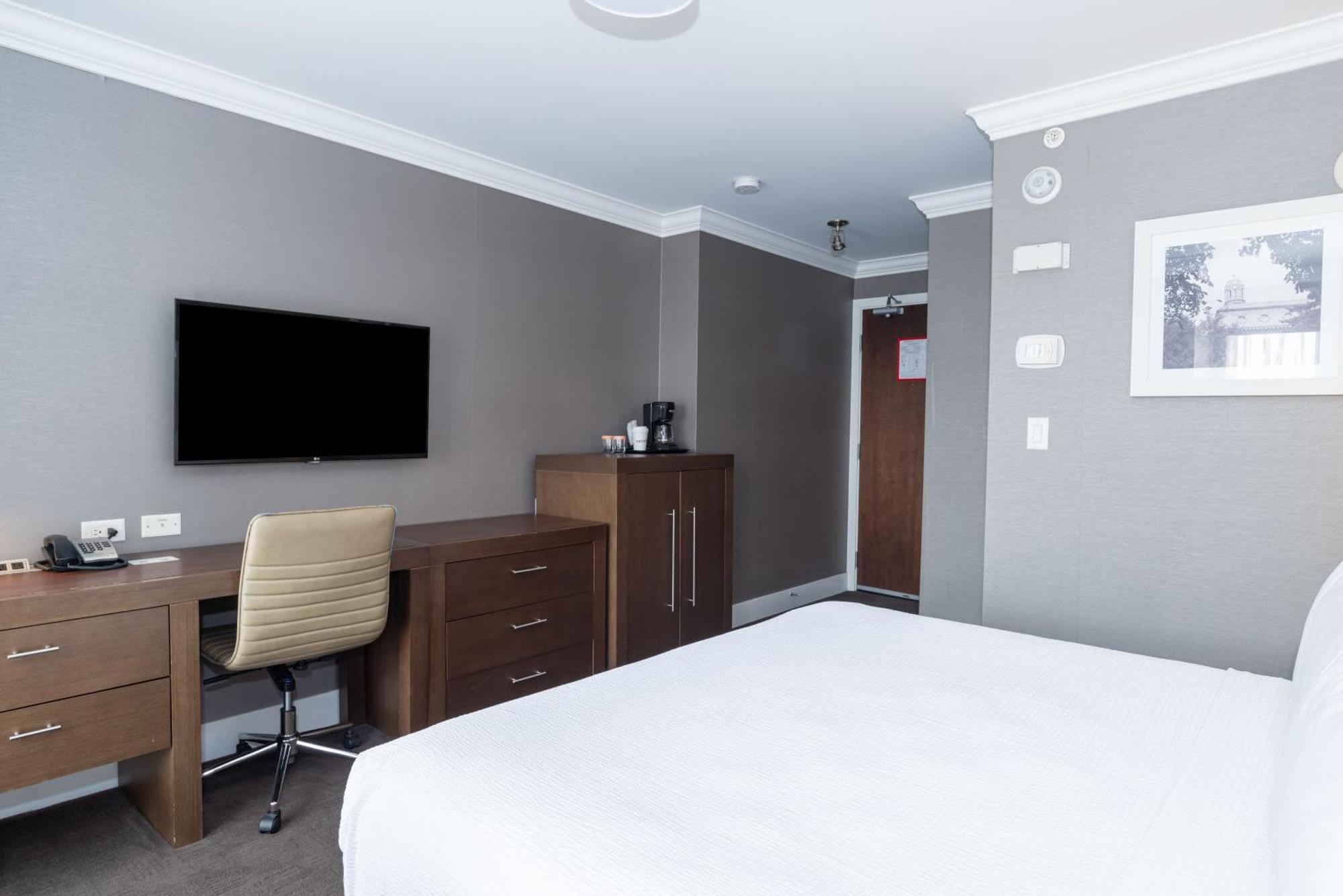 Sandman Hotel Edmonton West Екстер'єр фото