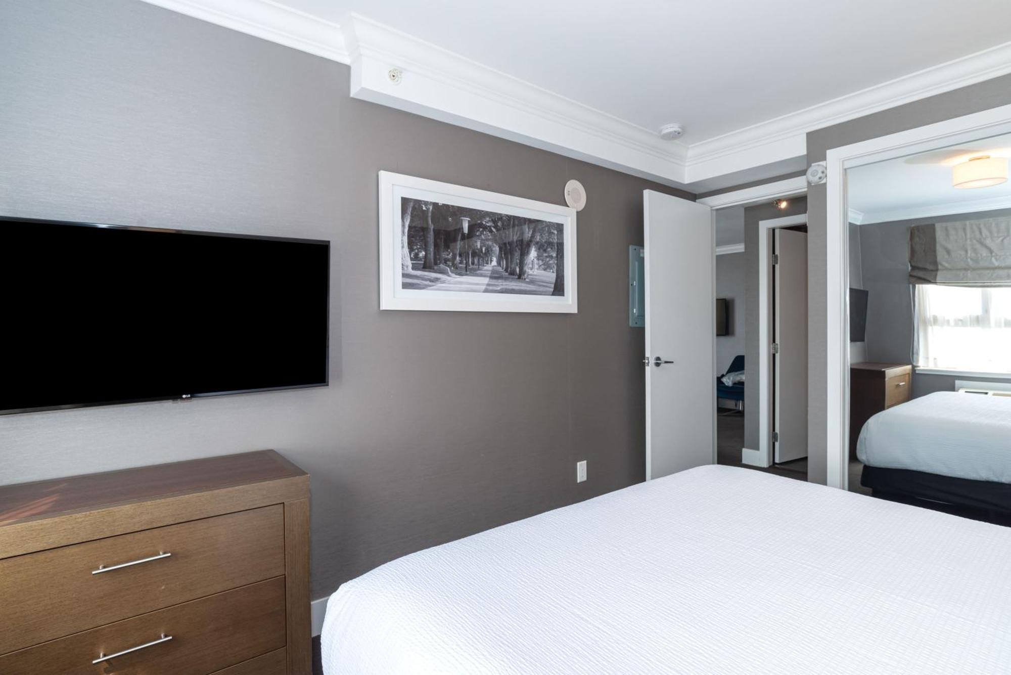 Sandman Hotel Edmonton West Екстер'єр фото