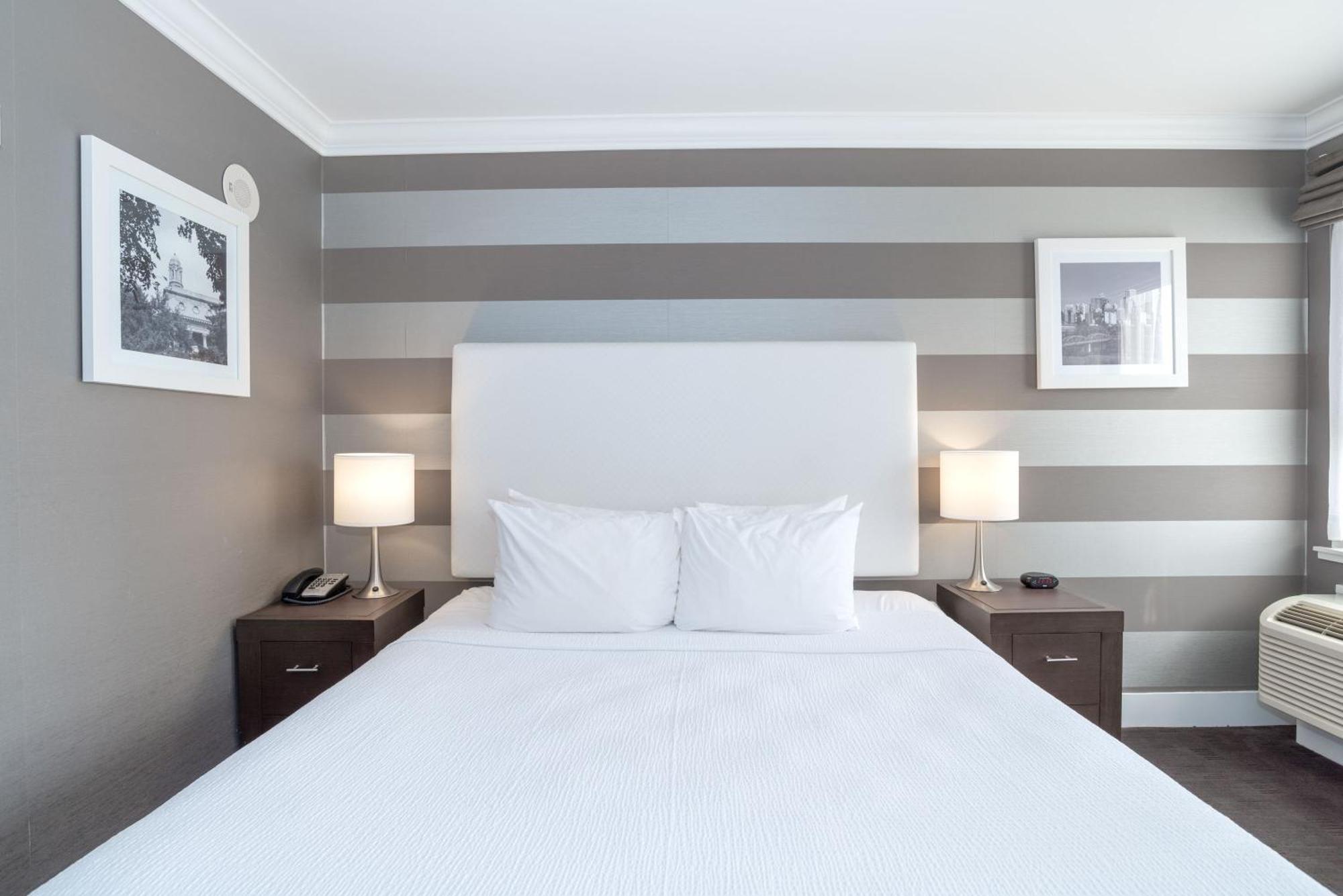 Sandman Hotel Edmonton West Екстер'єр фото