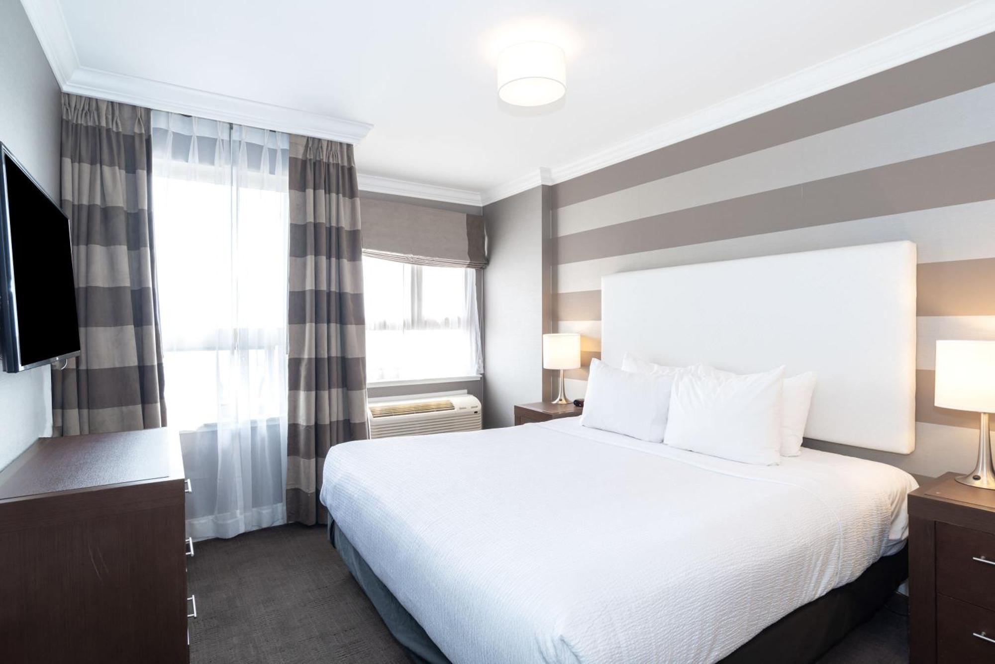 Sandman Hotel Edmonton West Екстер'єр фото