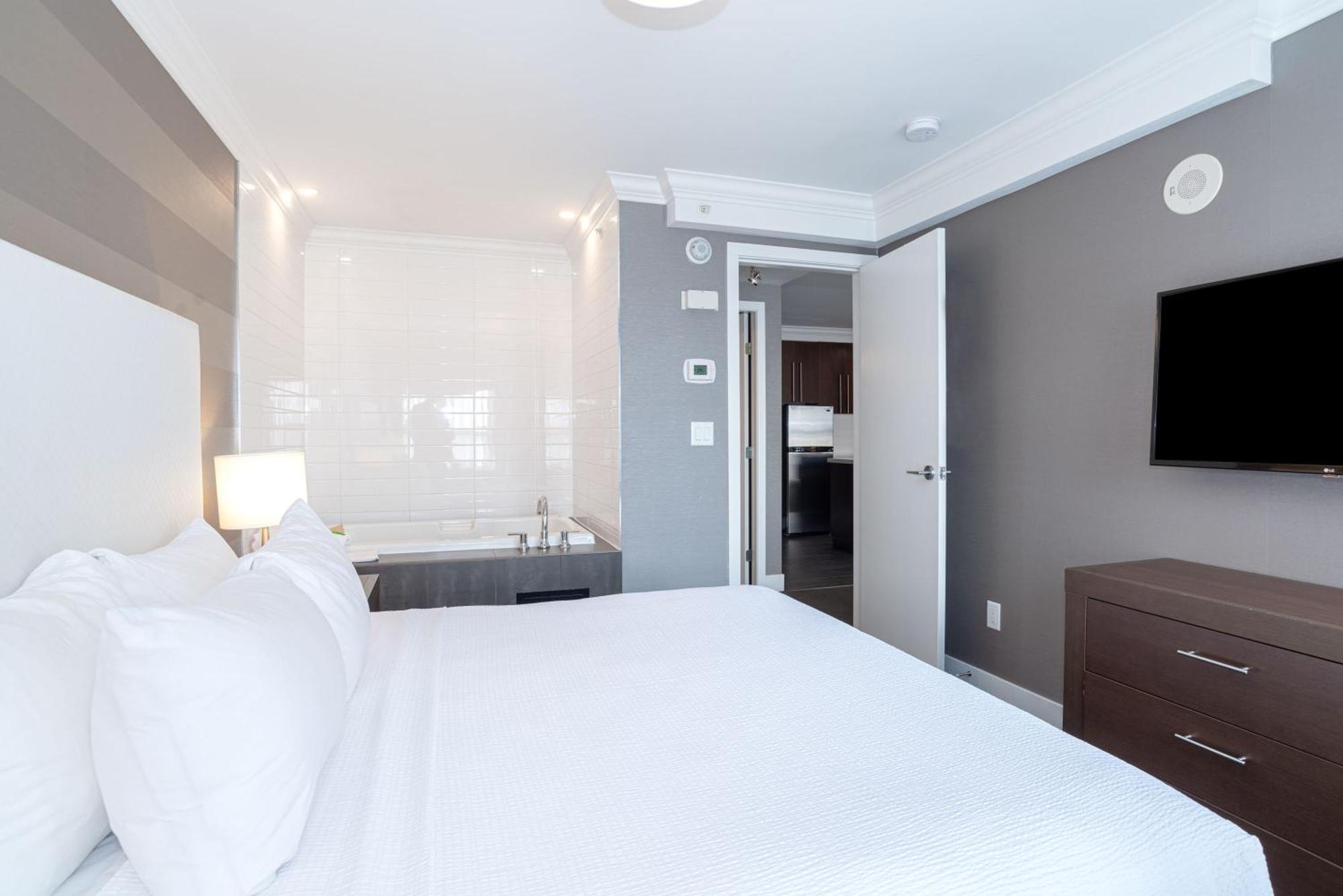 Sandman Hotel Edmonton West Екстер'єр фото