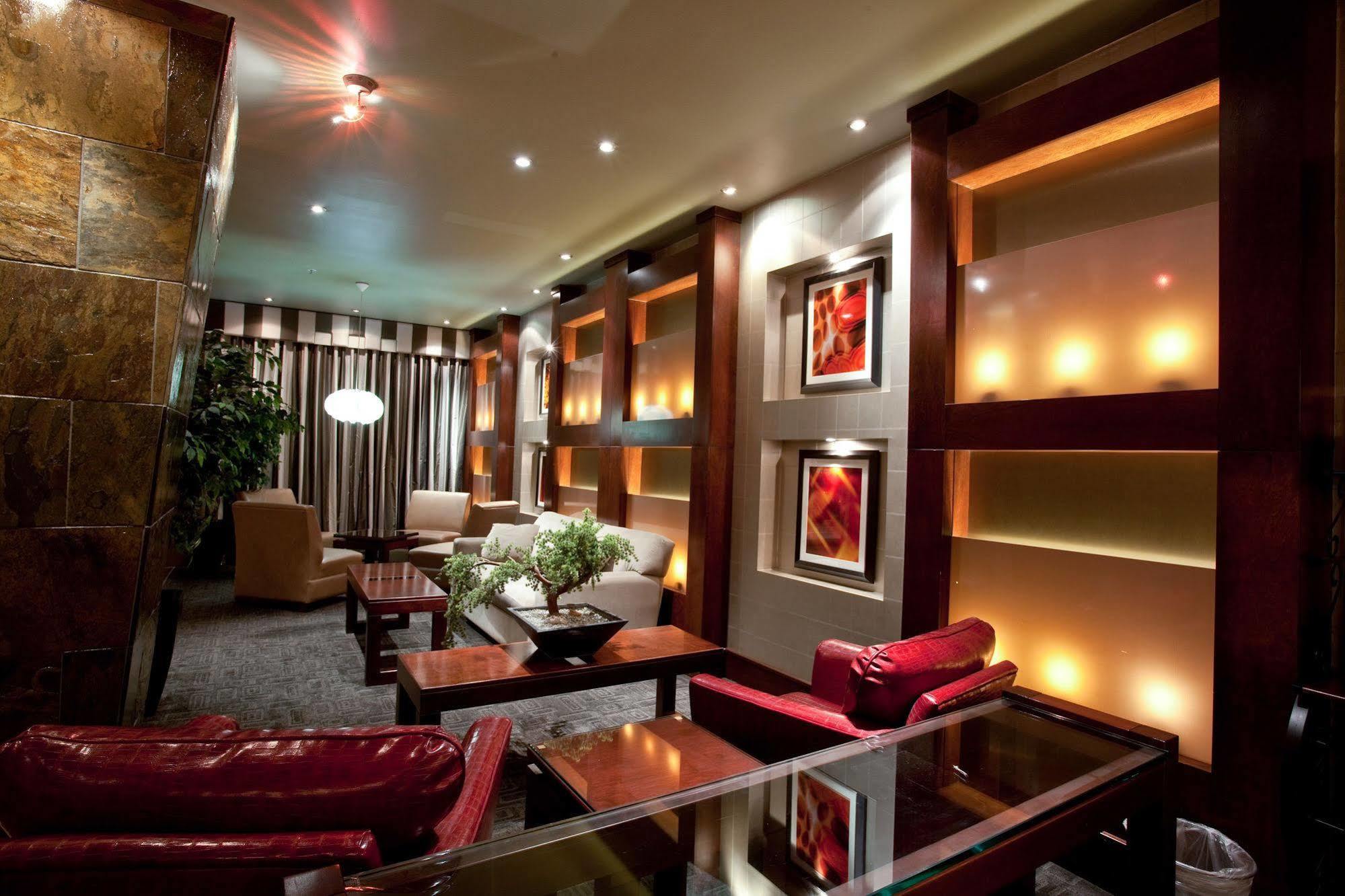 Sandman Hotel Edmonton West Екстер'єр фото