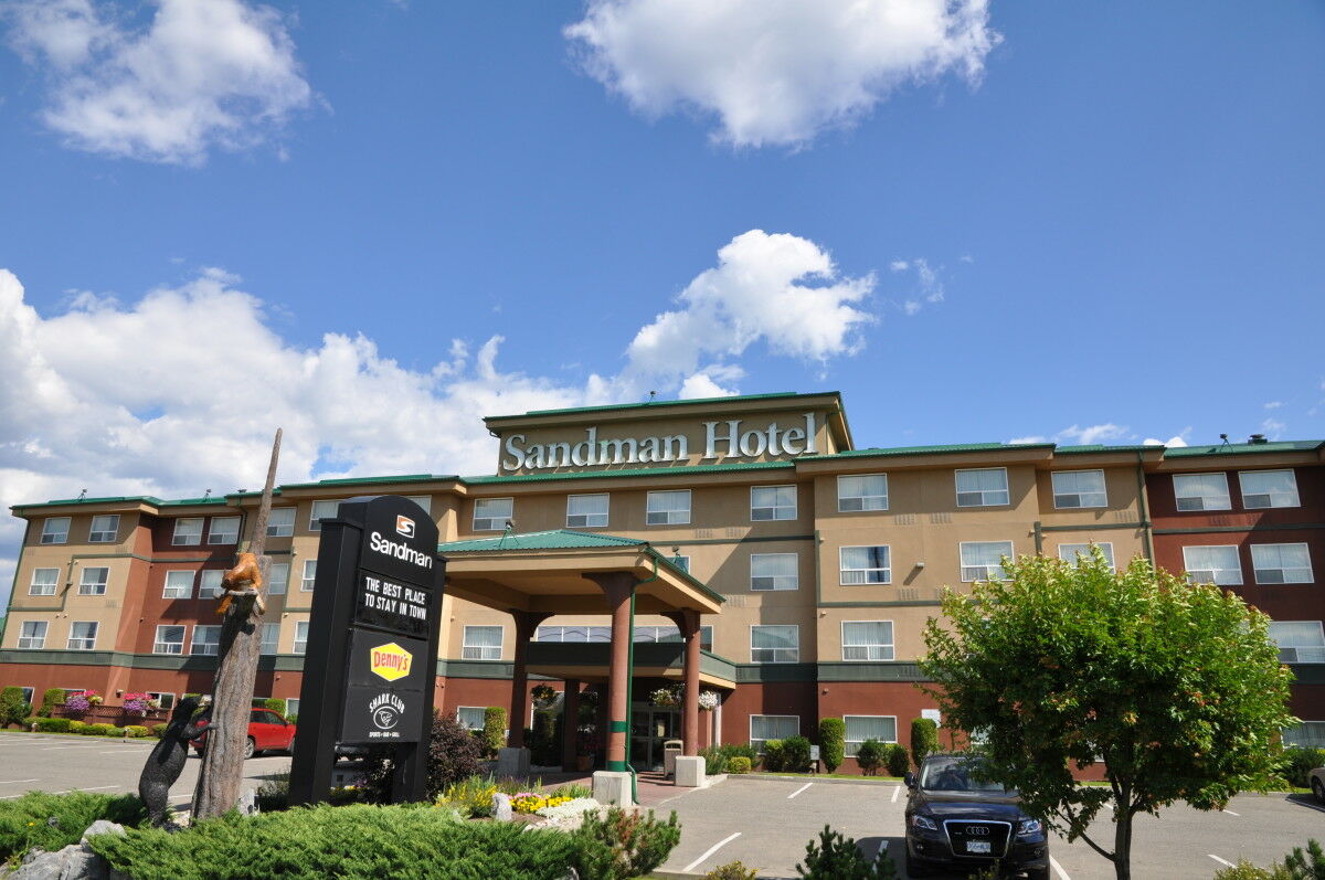 Sandman Hotel Edmonton West Екстер'єр фото